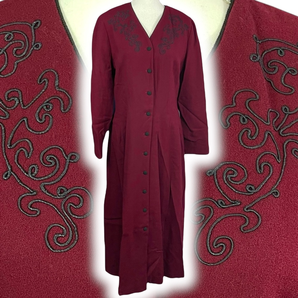 100% Wool Embroidered Dress 14 Burgundy Long Button-Up Vintage House Coat
